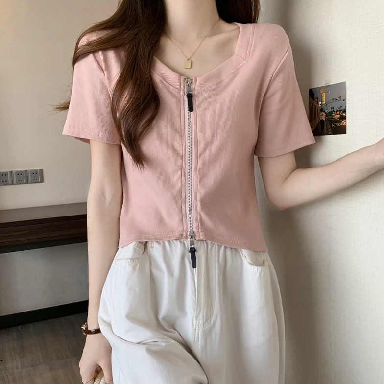 大码女装遮肚子正肩短袖T恤打底衫夏季胖mm百搭显瘦短款方领上衣