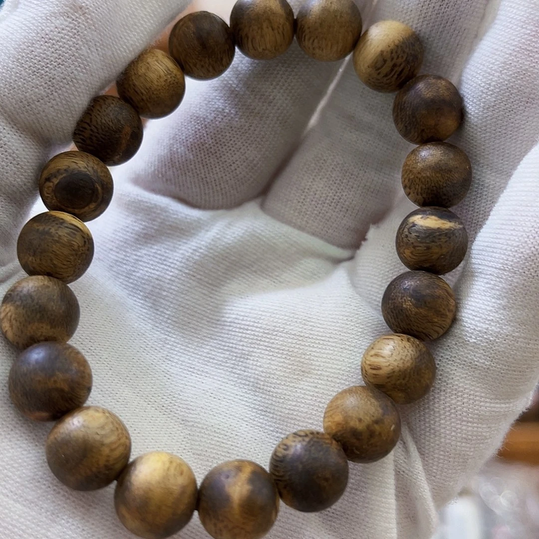 沉香沉香碎屑奇楠圆珠卡1.0/7克+多性发一