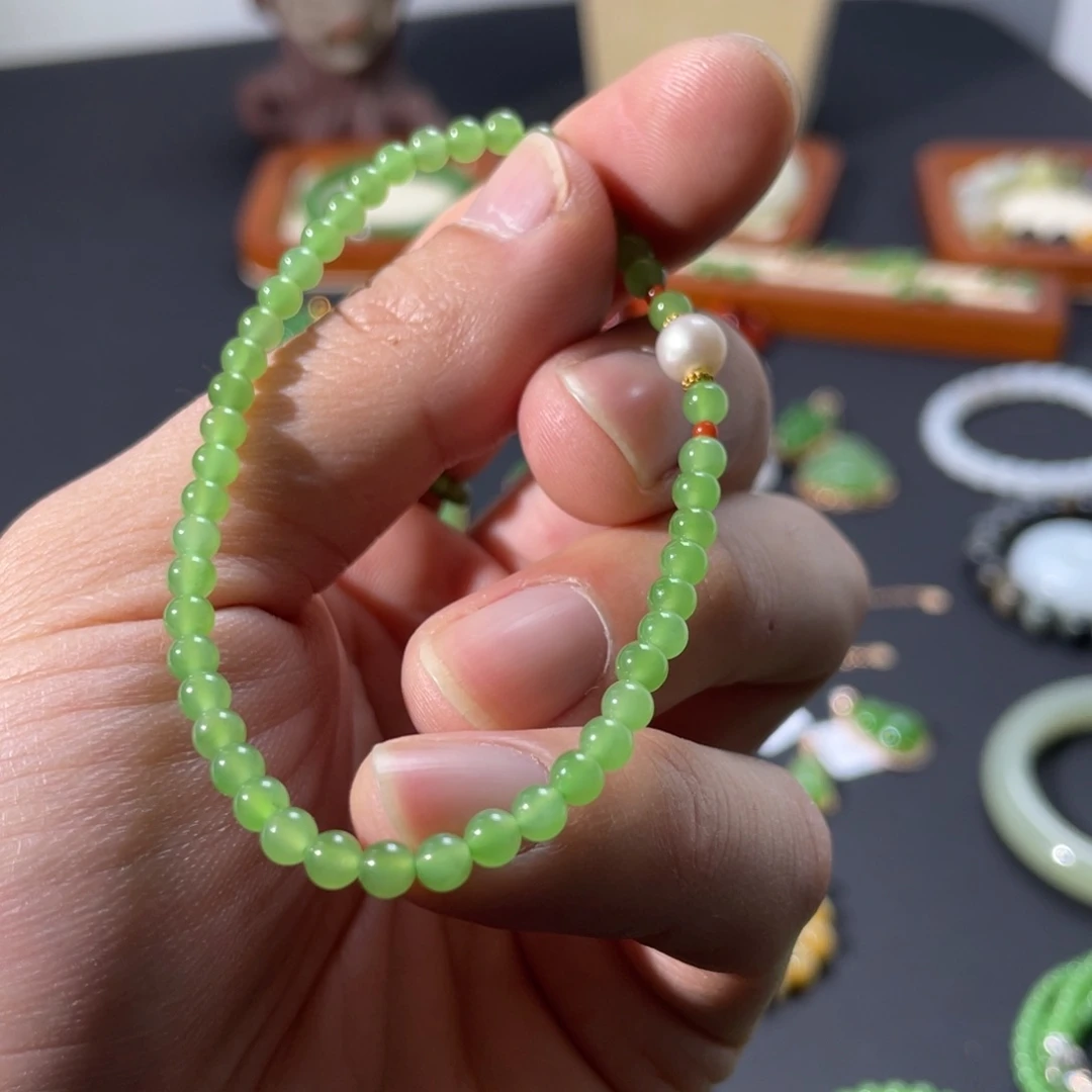 和田玉手链未镶嵌