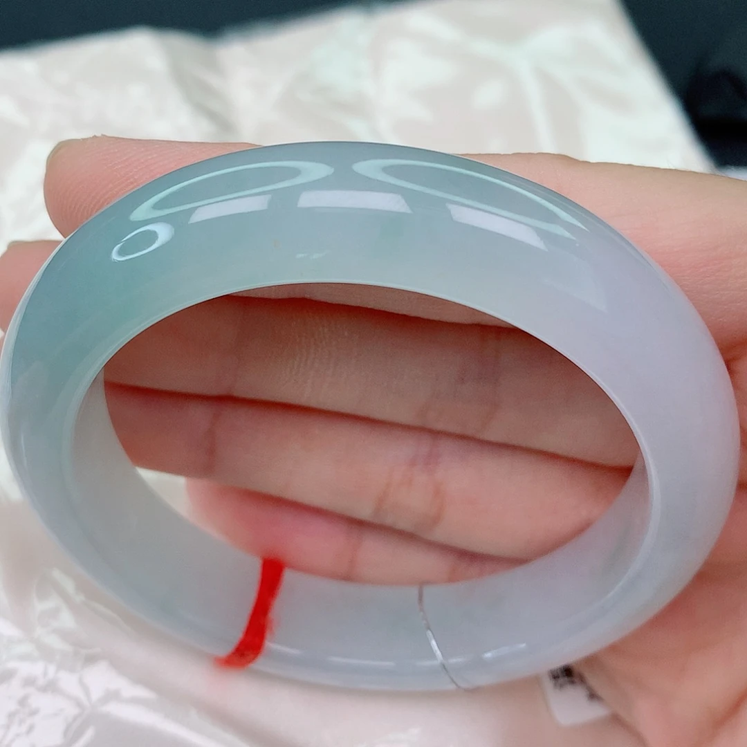 未镶嵌手镯翡翠54.2正圈，梦幻淡底色，冰胶起光，强推
