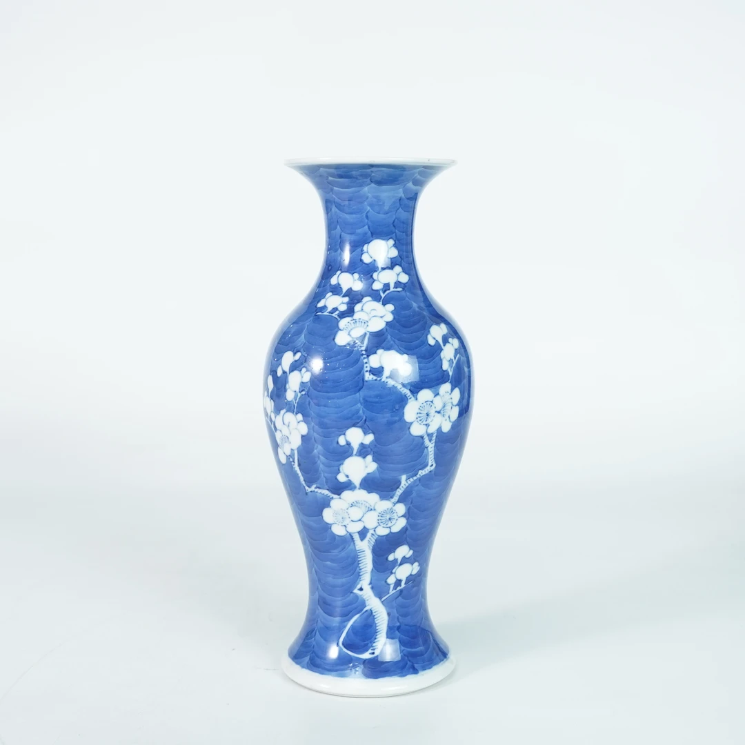 LABCJL251222007【十竹斋】清光绪青花留白冰梅赏瓶