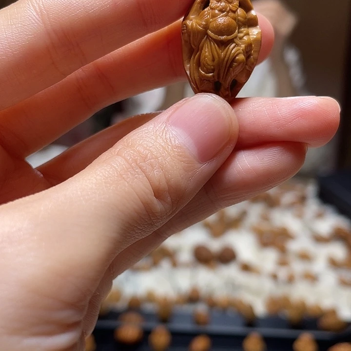 吊坠橄榄核橄榄 钟馗