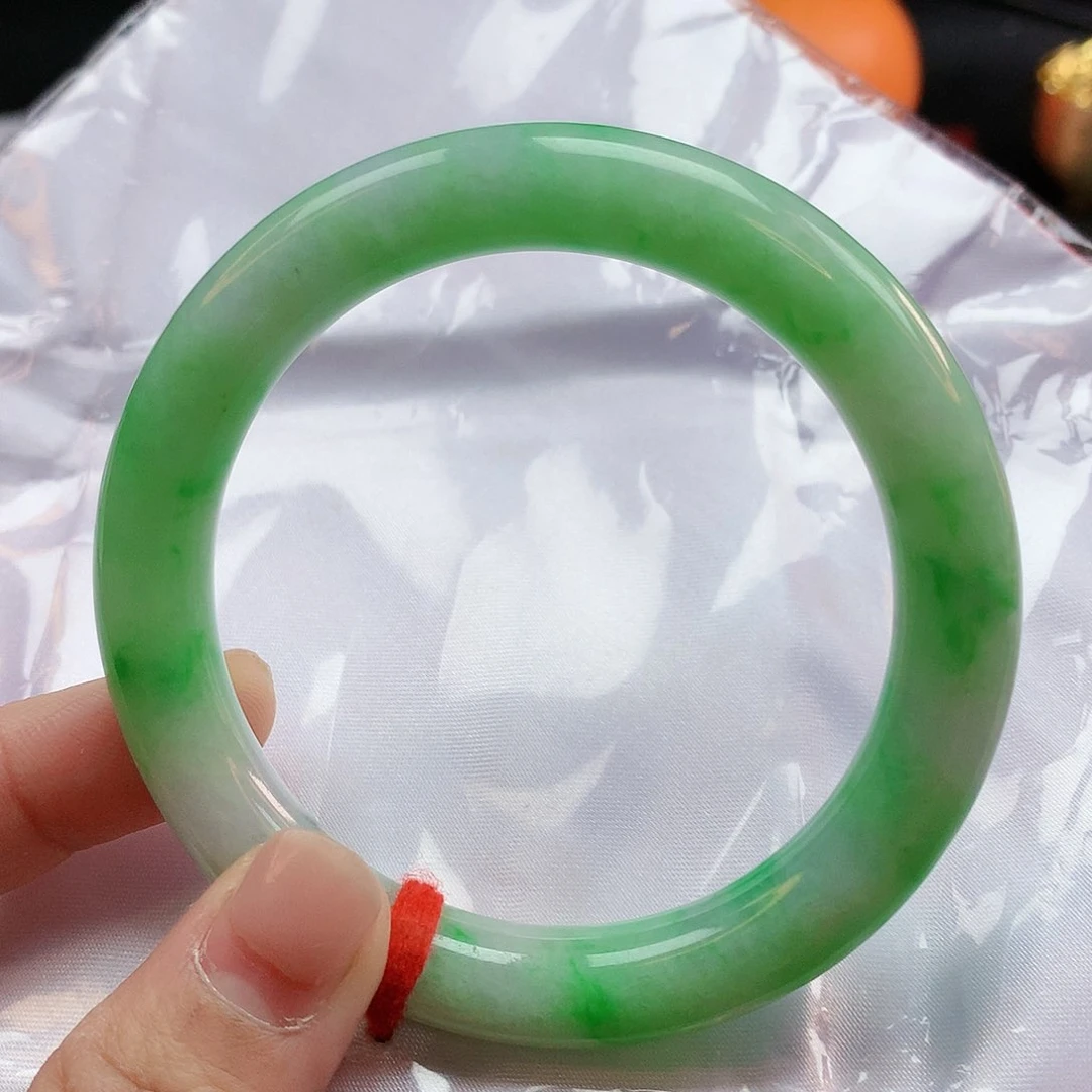 翡翠手镯未镶嵌57圈圆1924