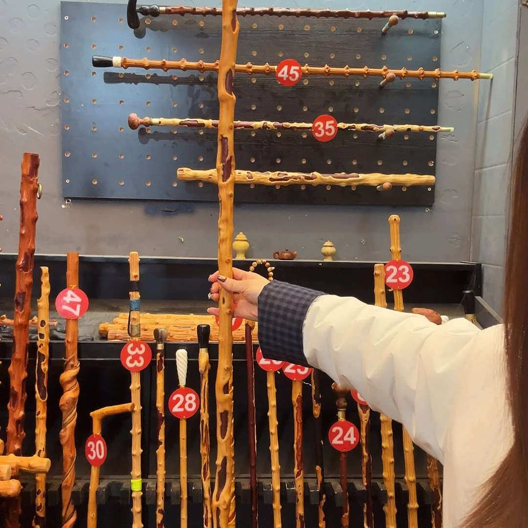 .***C130公分左右长，做铜脚，不退不换