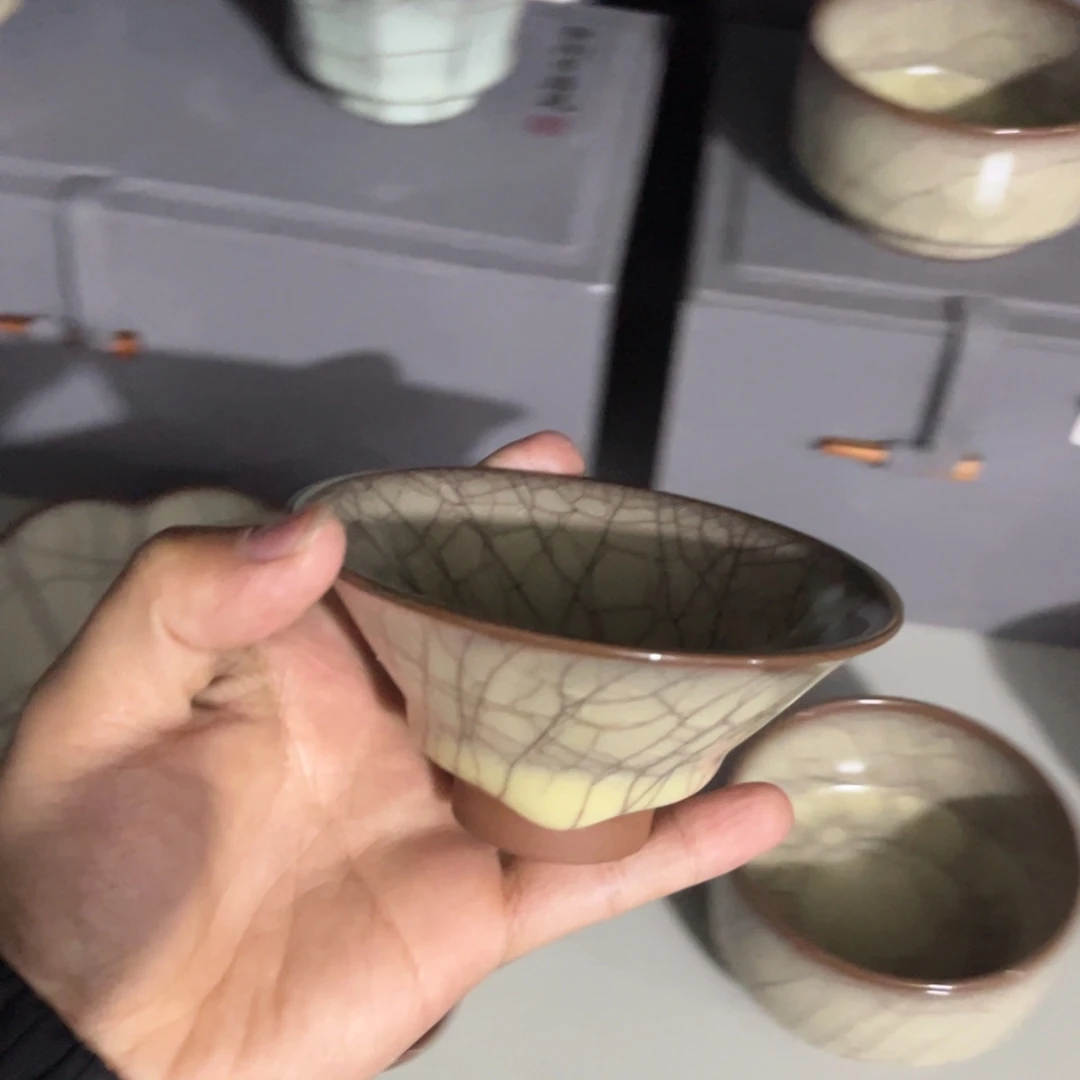 陈卫星 哥窑 手工作品