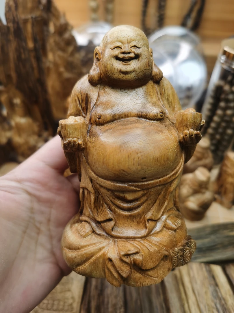 沉香弥勒佛摆件99.6克