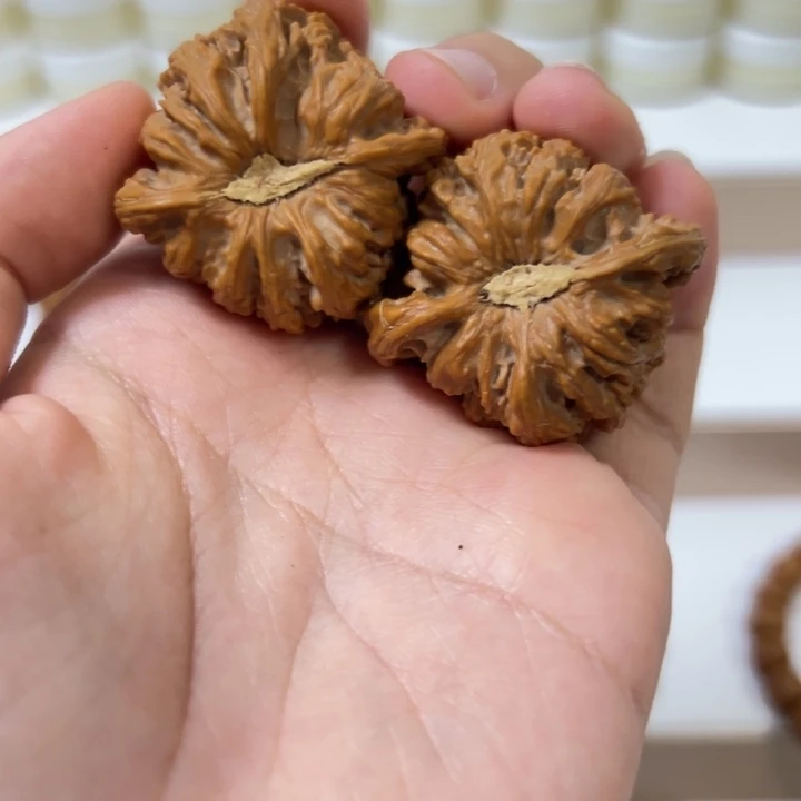 楊***举吊坠猴头核桃全品密文尺寸37福利不退不换