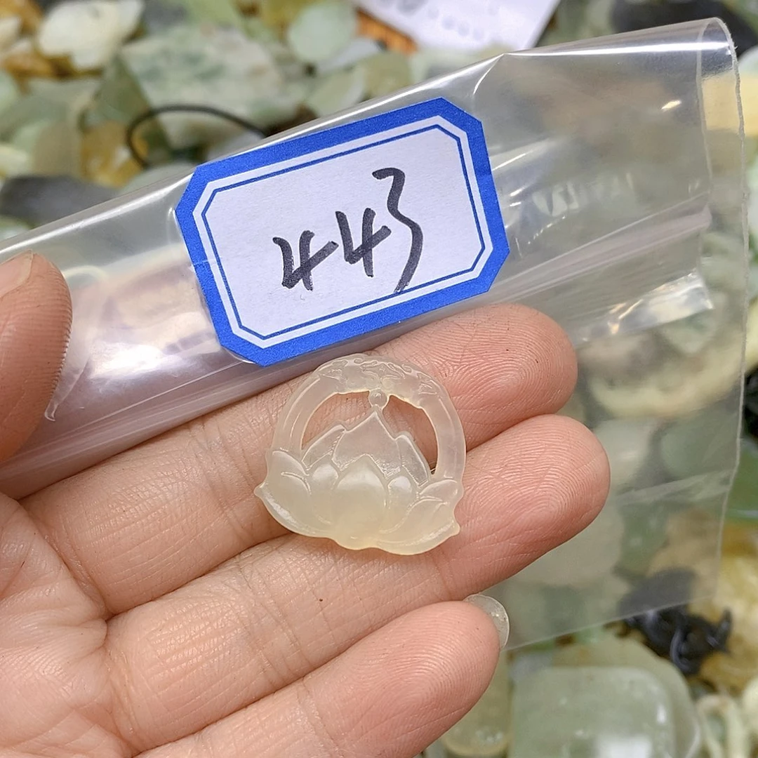 蛇纹石玉颈饰未镶嵌443