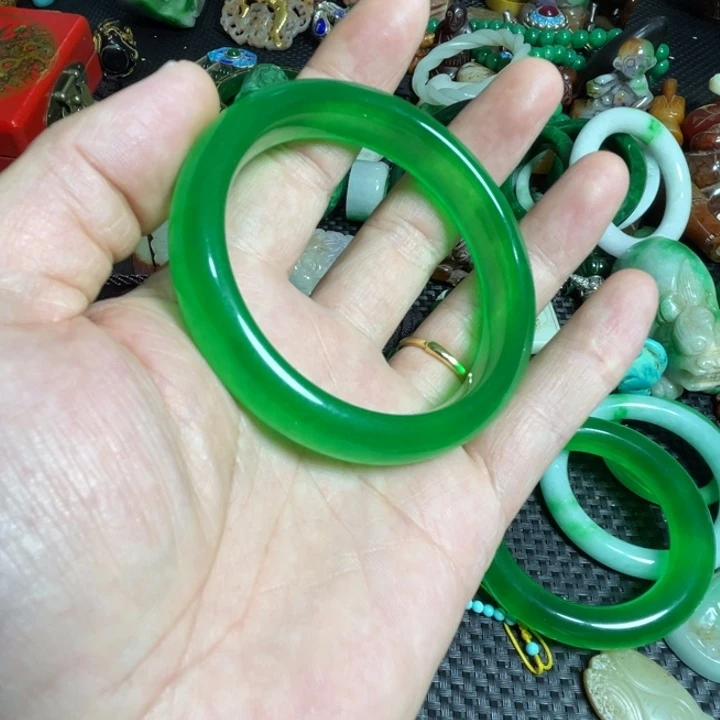 m***o滴血莲花菩提把件