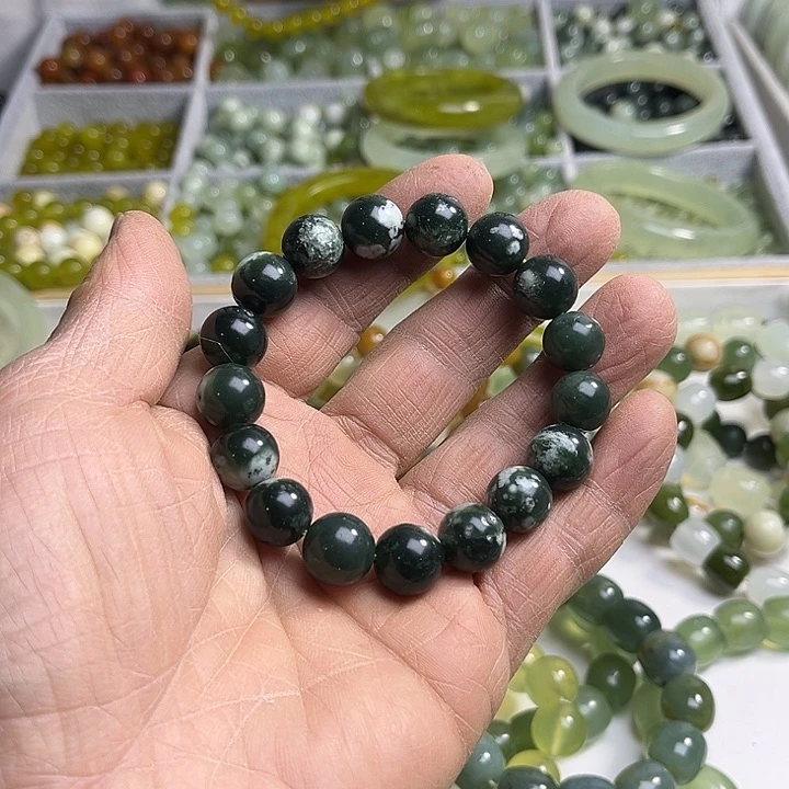 合金蛇纹石玉颈饰