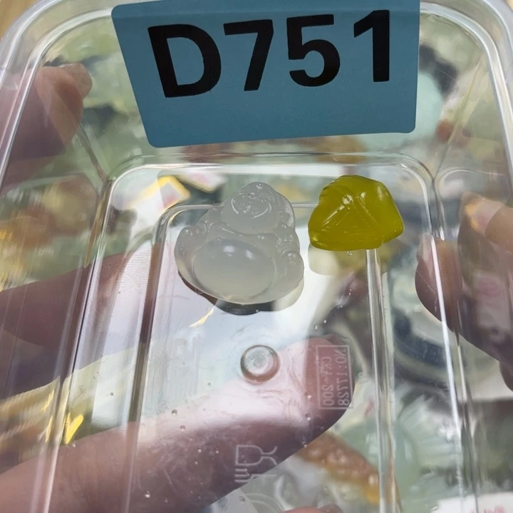 蛇纹石玉未镶嵌笔搁