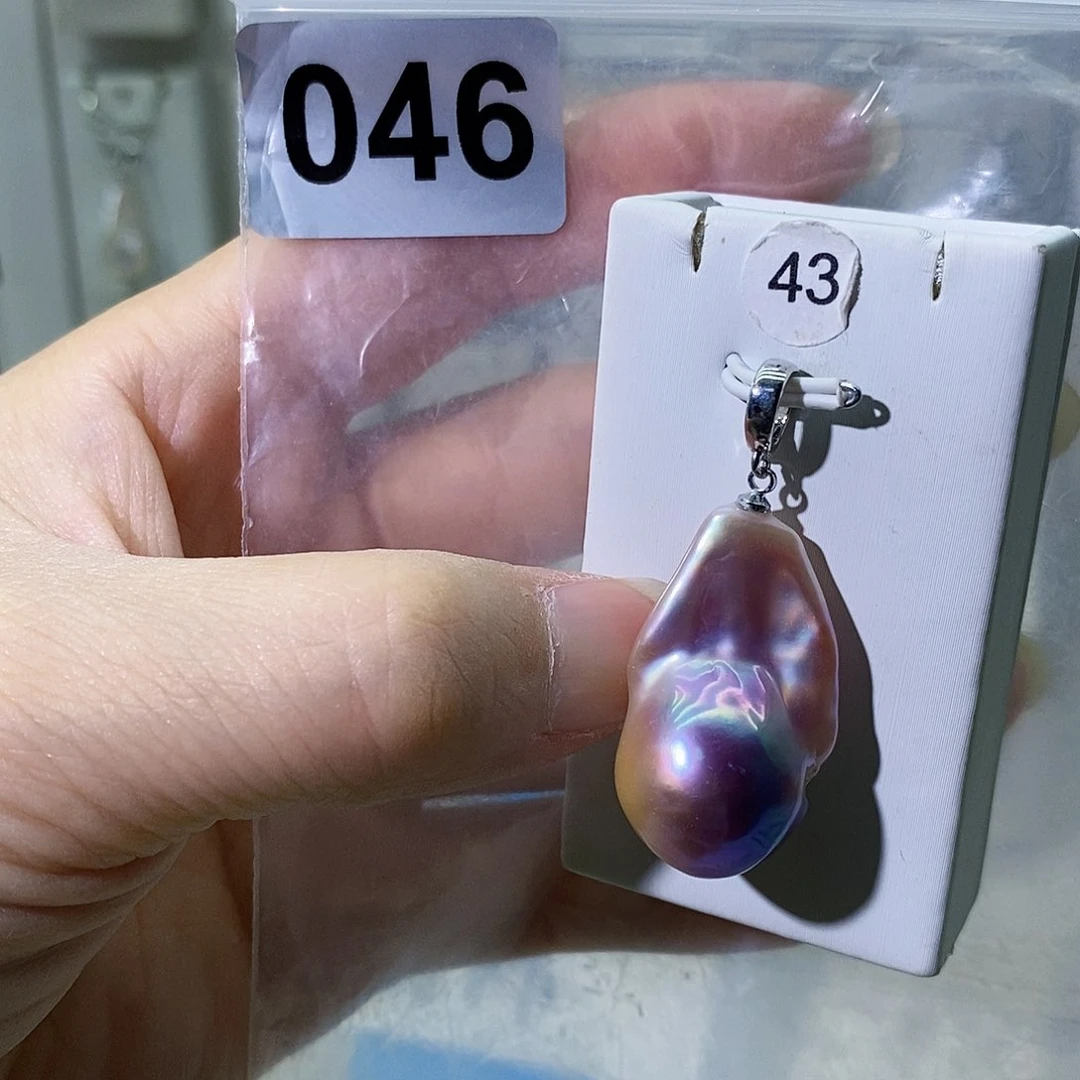 淡水珍珠合金颈饰