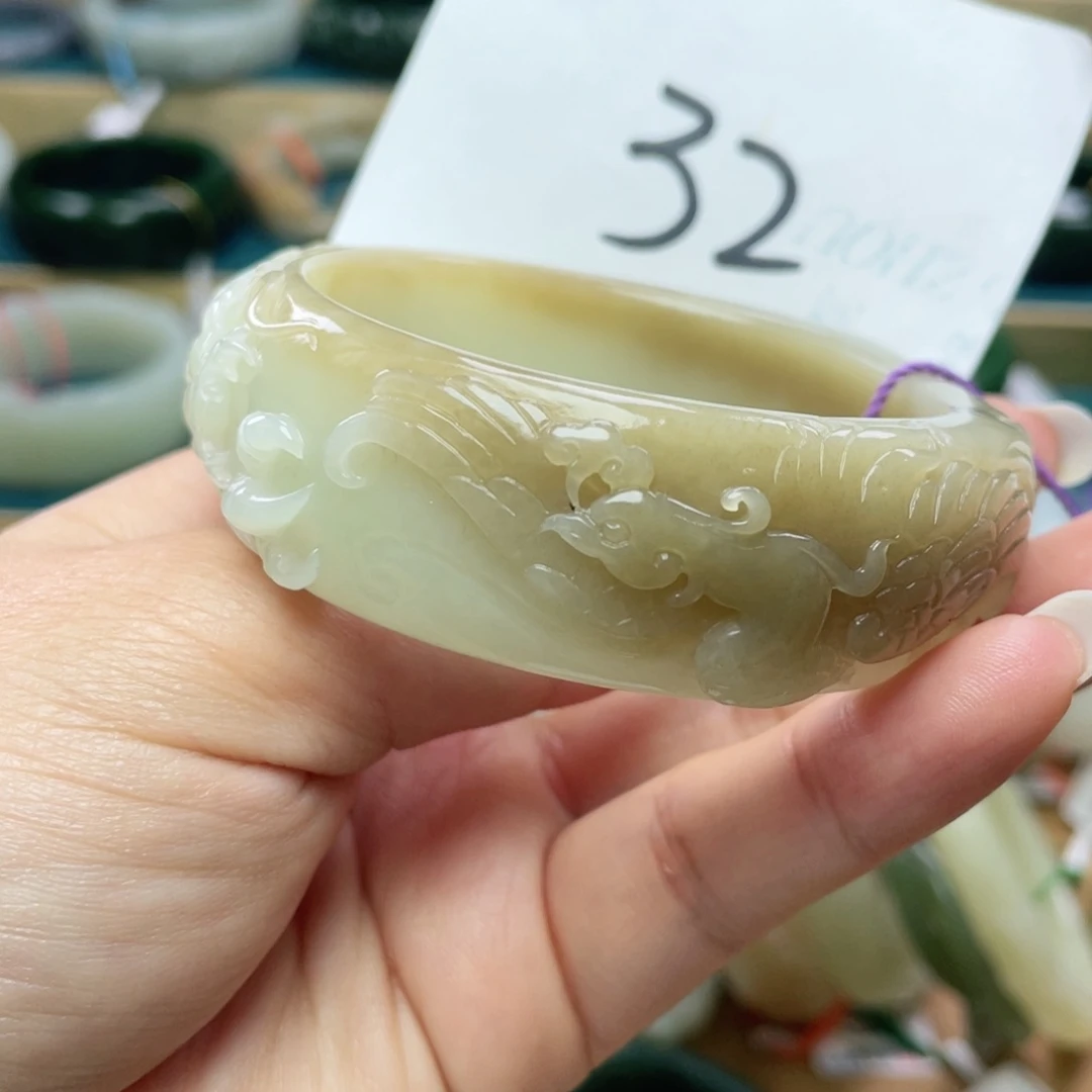 未镶嵌手镯和田玉圈口57