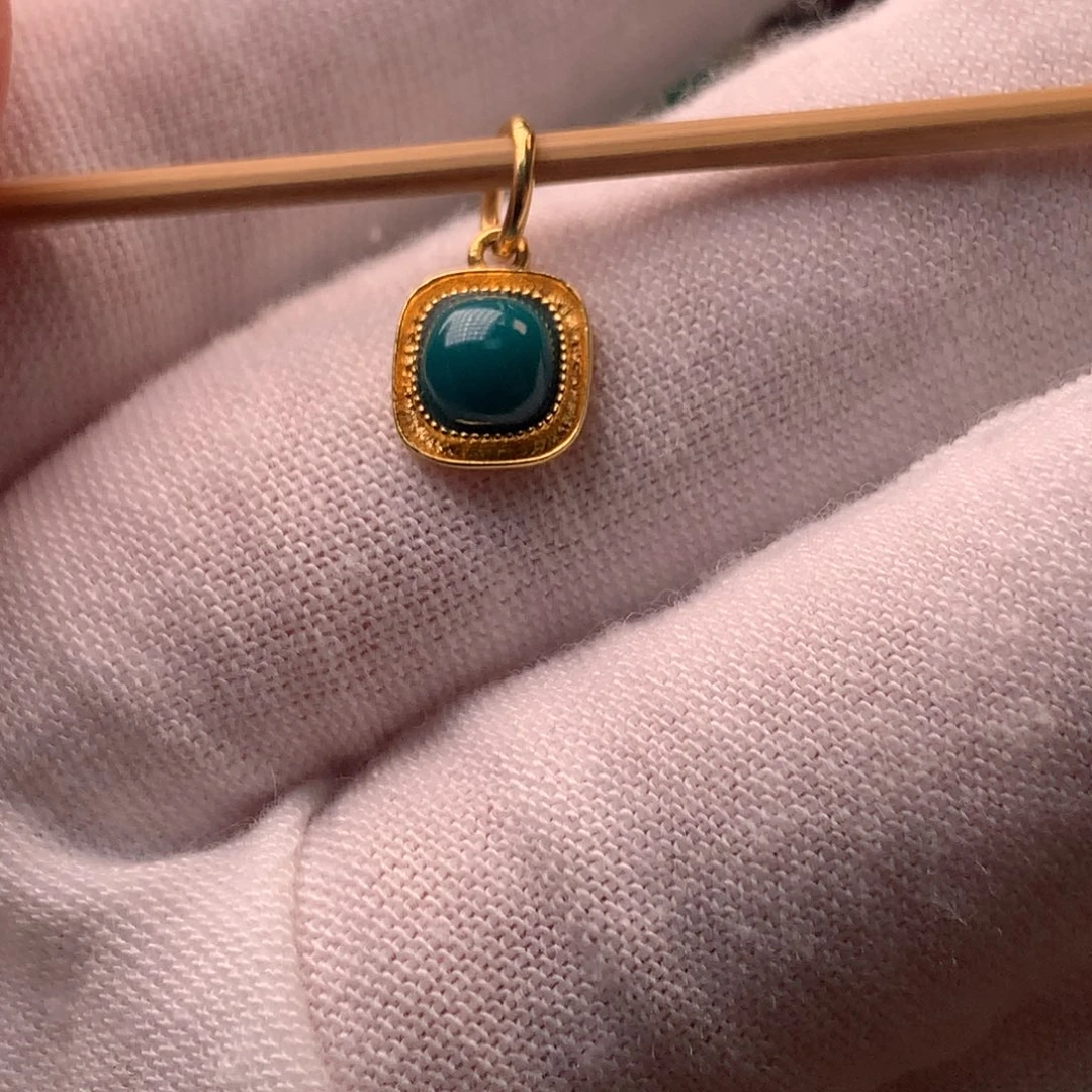 绿松石18K金镶嵌配饰