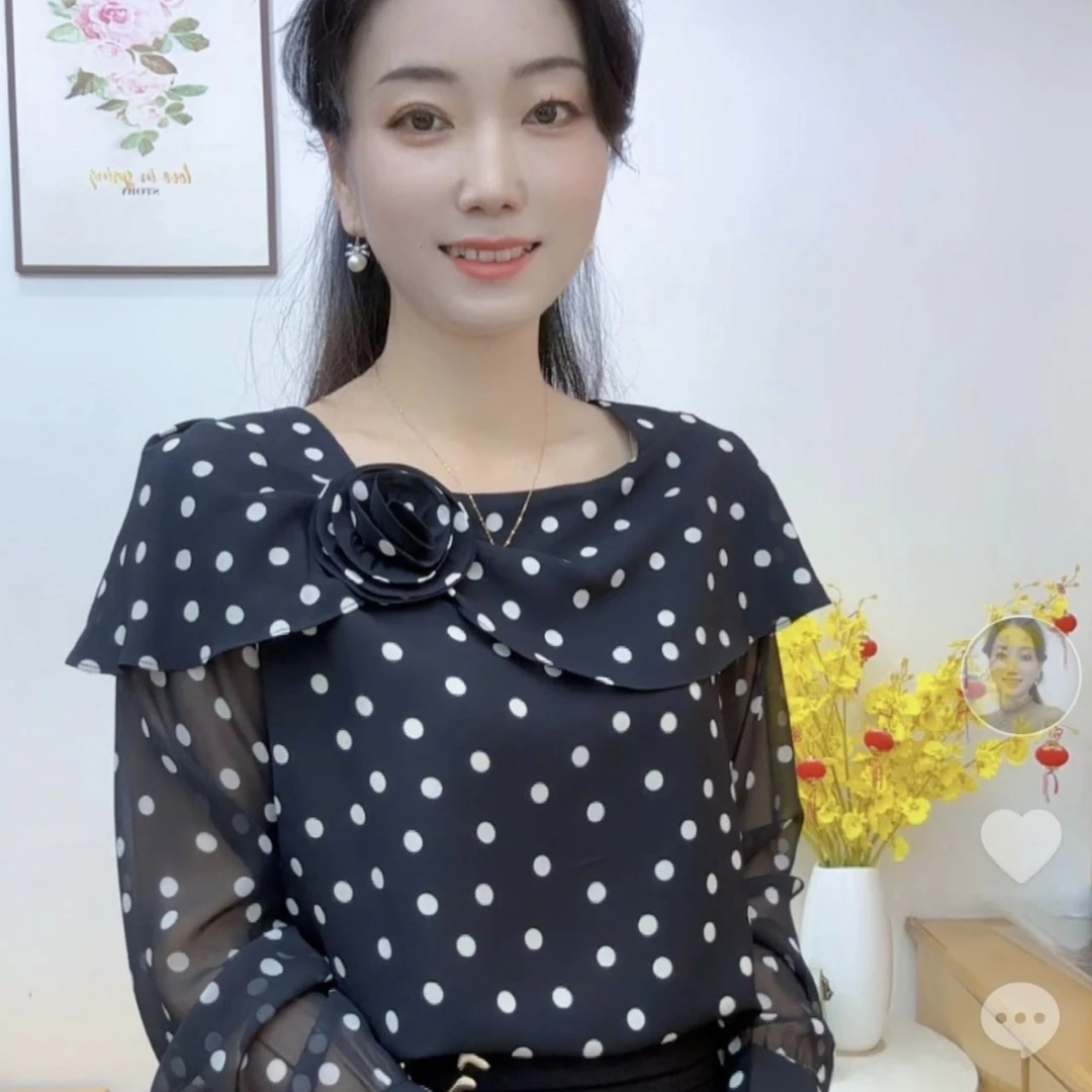 【依蕾推荐】时尚气质百搭春夏方领波点小衫