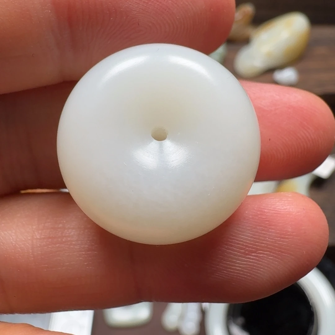 和田玉（青玉）未镶嵌颈饰