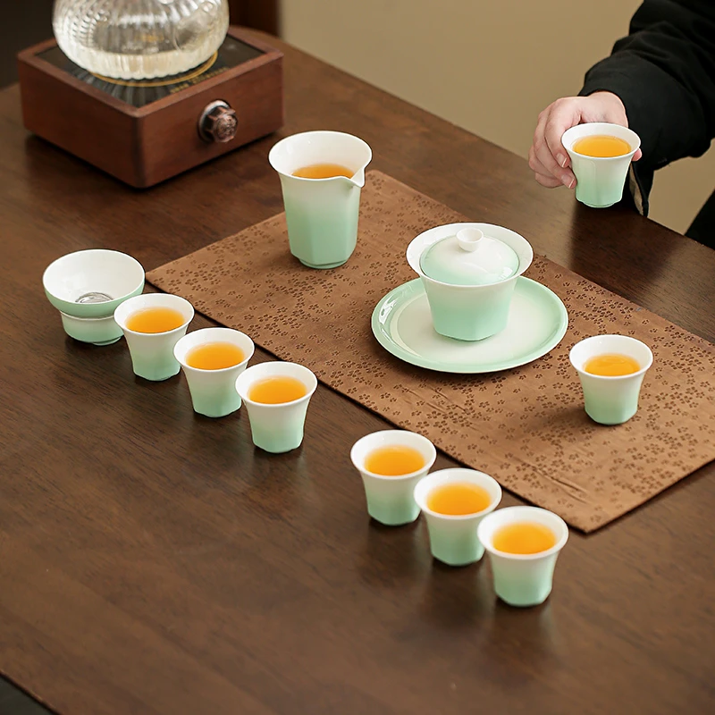 渐变三才盖碗套装家用功夫茶具茶杯办公会客公道杯轻奢茶漏组礼盒