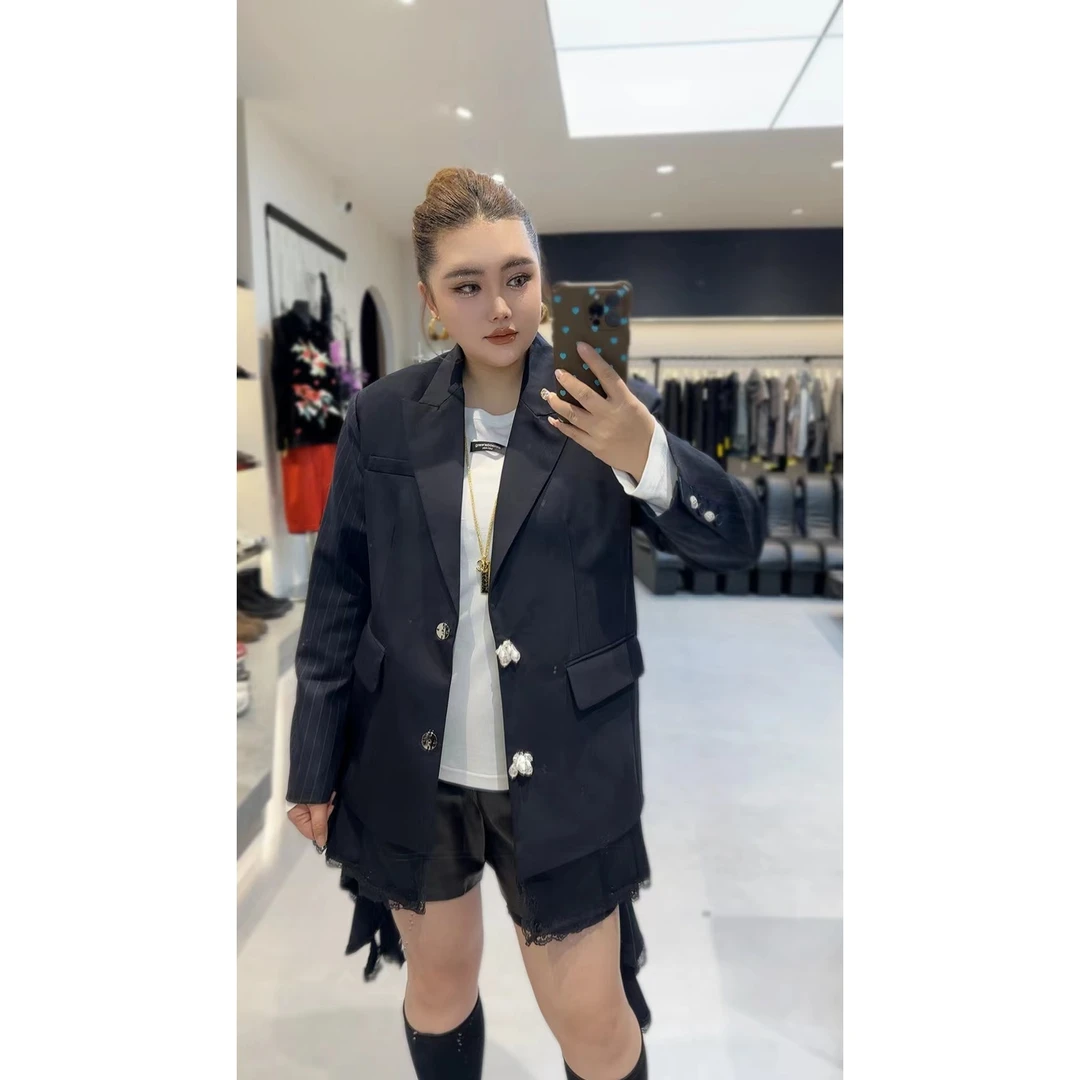 168欧韩集合店| 纹拼接西服,珍珠花朵纽扣,职场时髦出圈N3772