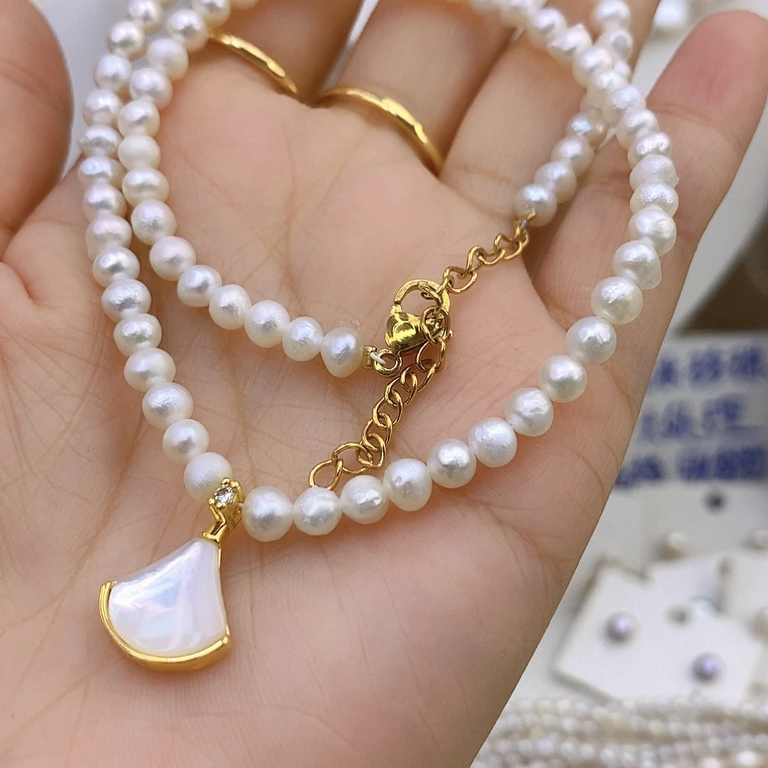 颈饰淡水珍珠未镶嵌