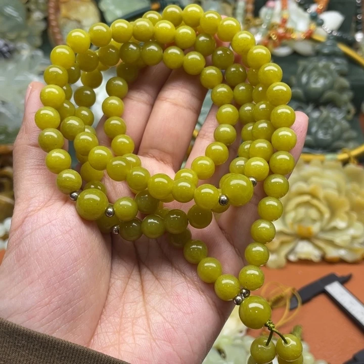 蛇纹石玉吊坠合金