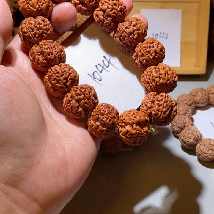 手串金刚菩提1044号尺寸23梅花