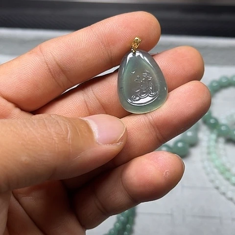 未镶嵌定制翡翠挂件