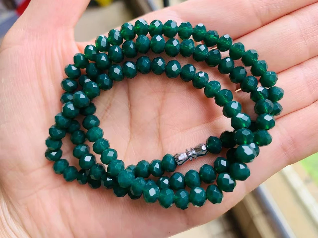 时尚菠菜绿水晶项链 棱形卡6mm