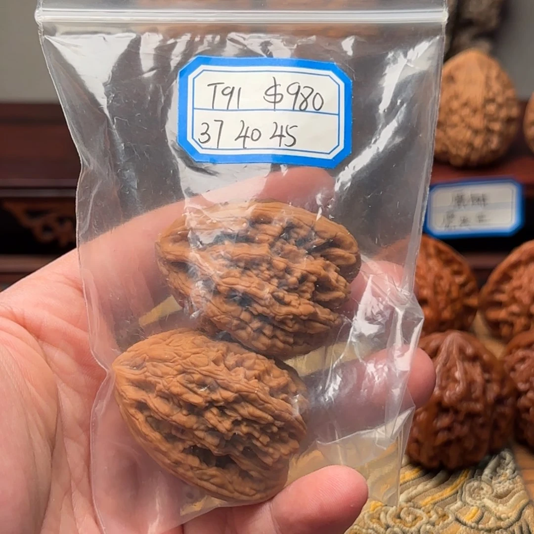 文玩核桃吊坠想****鸟37原树虎头王