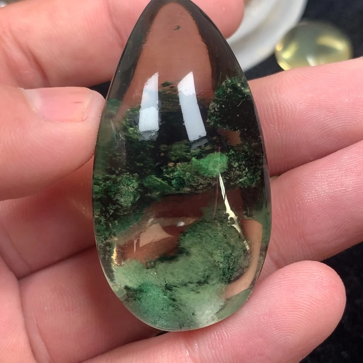 怡***欣水晶吊坠(不含链)未镶嵌