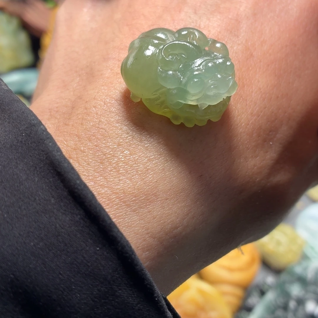 定制翡翠未镶嵌翡翠