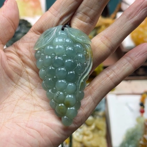 岫玉挂件未镶嵌魅**生挂件