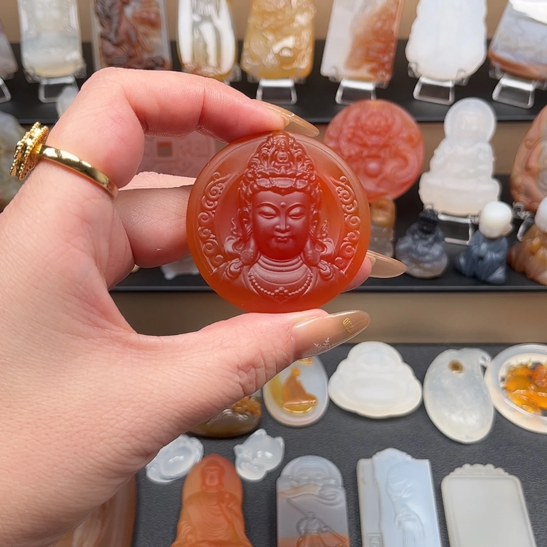 清***光玛瑙/玉髓未镶嵌颈饰