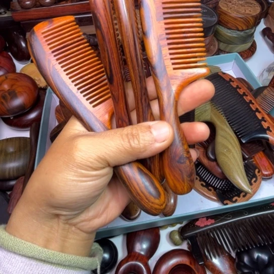 小***学微奥黄檀木料木梳