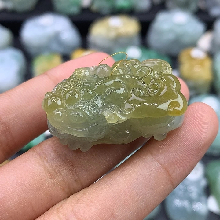 翡翠未镶嵌颈饰天然缅甸翡翠