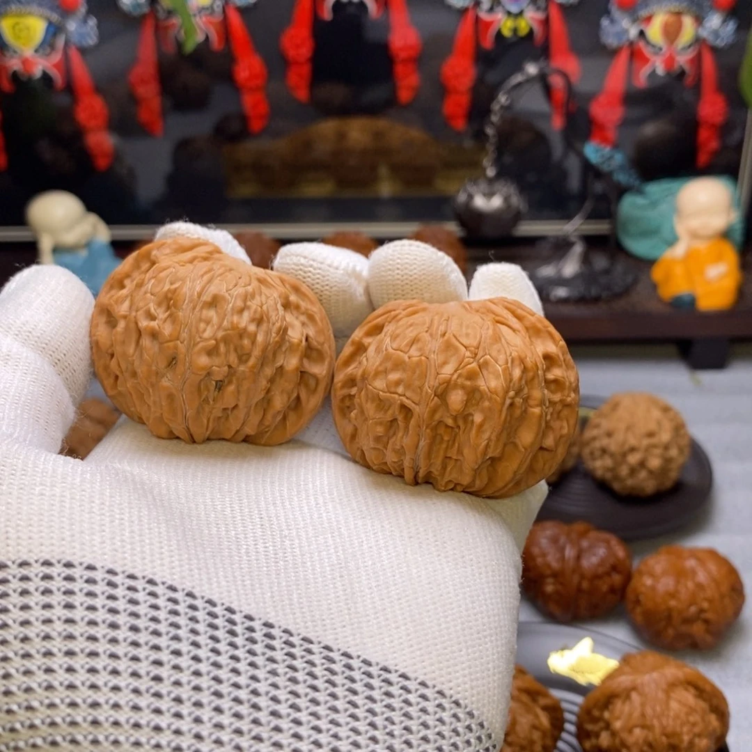 文玩核桃吊坠张**@磨盘45 歪磨