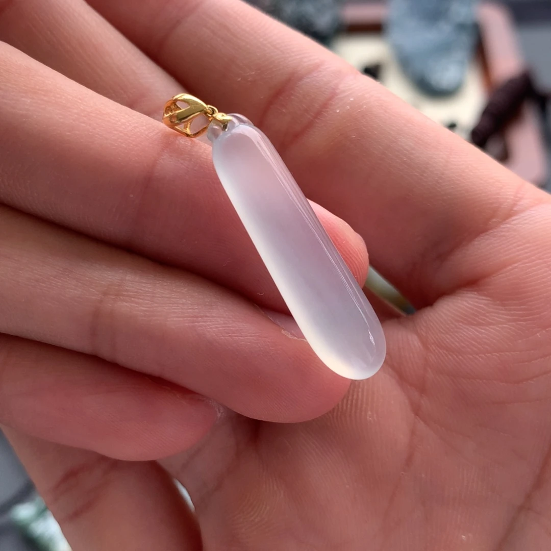 翡翠未镶嵌项链清**月福瓜
