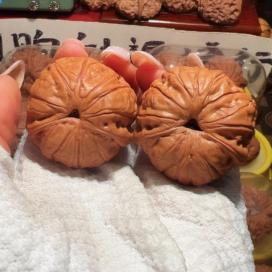 唯***V吊坠文玩核桃全品元宝异形