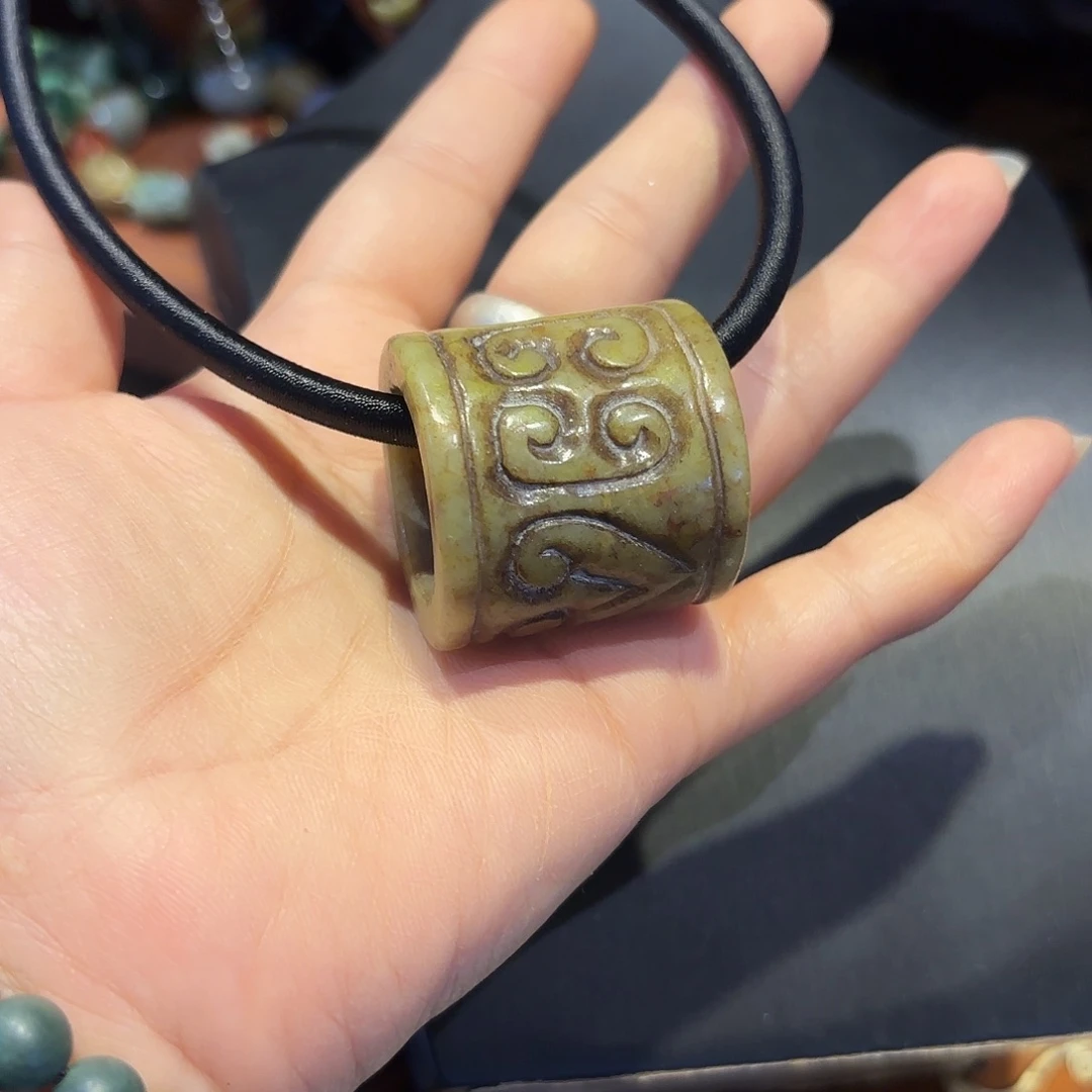 翡翠未镶嵌颈饰原创