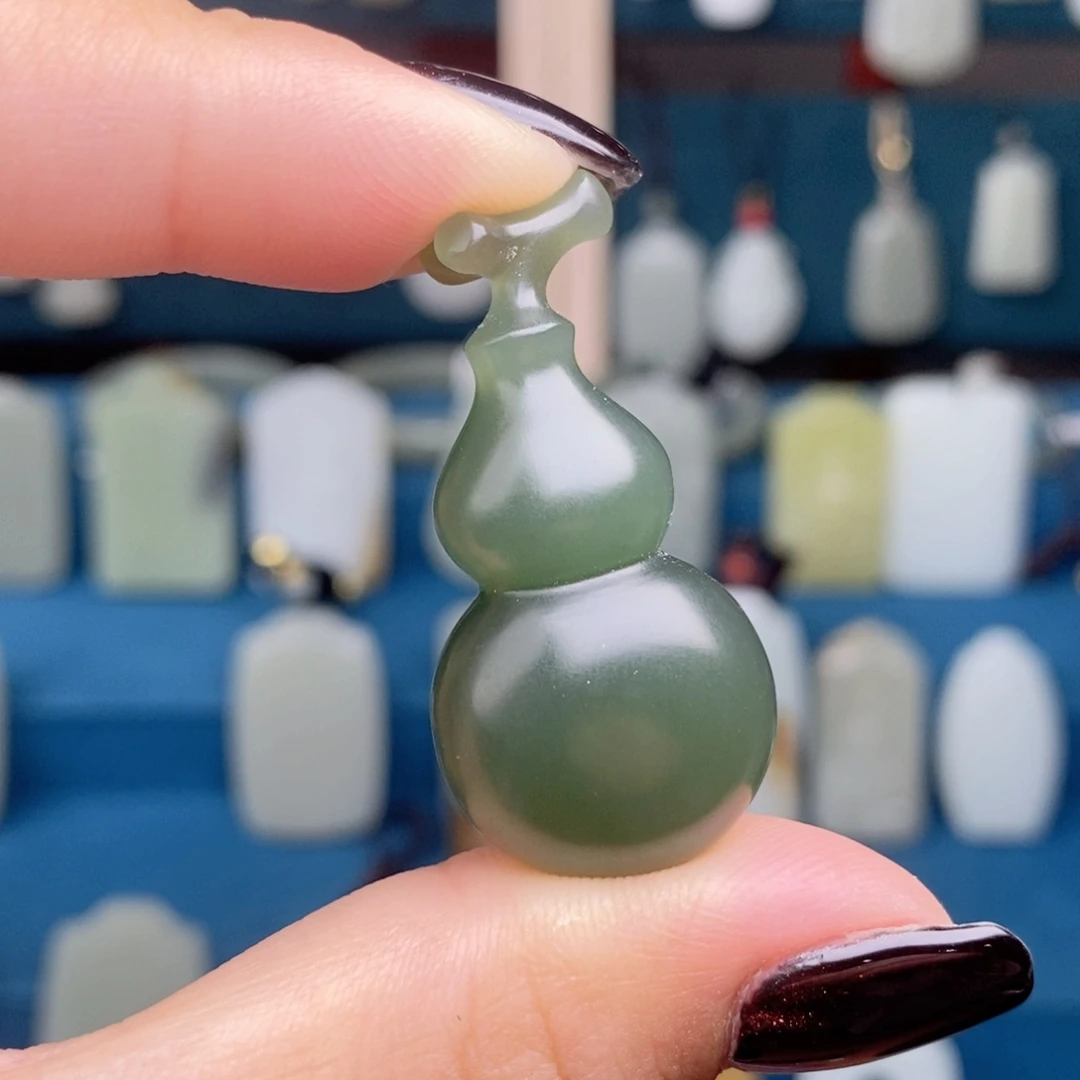 和田玉（糖玉）未镶嵌颈饰