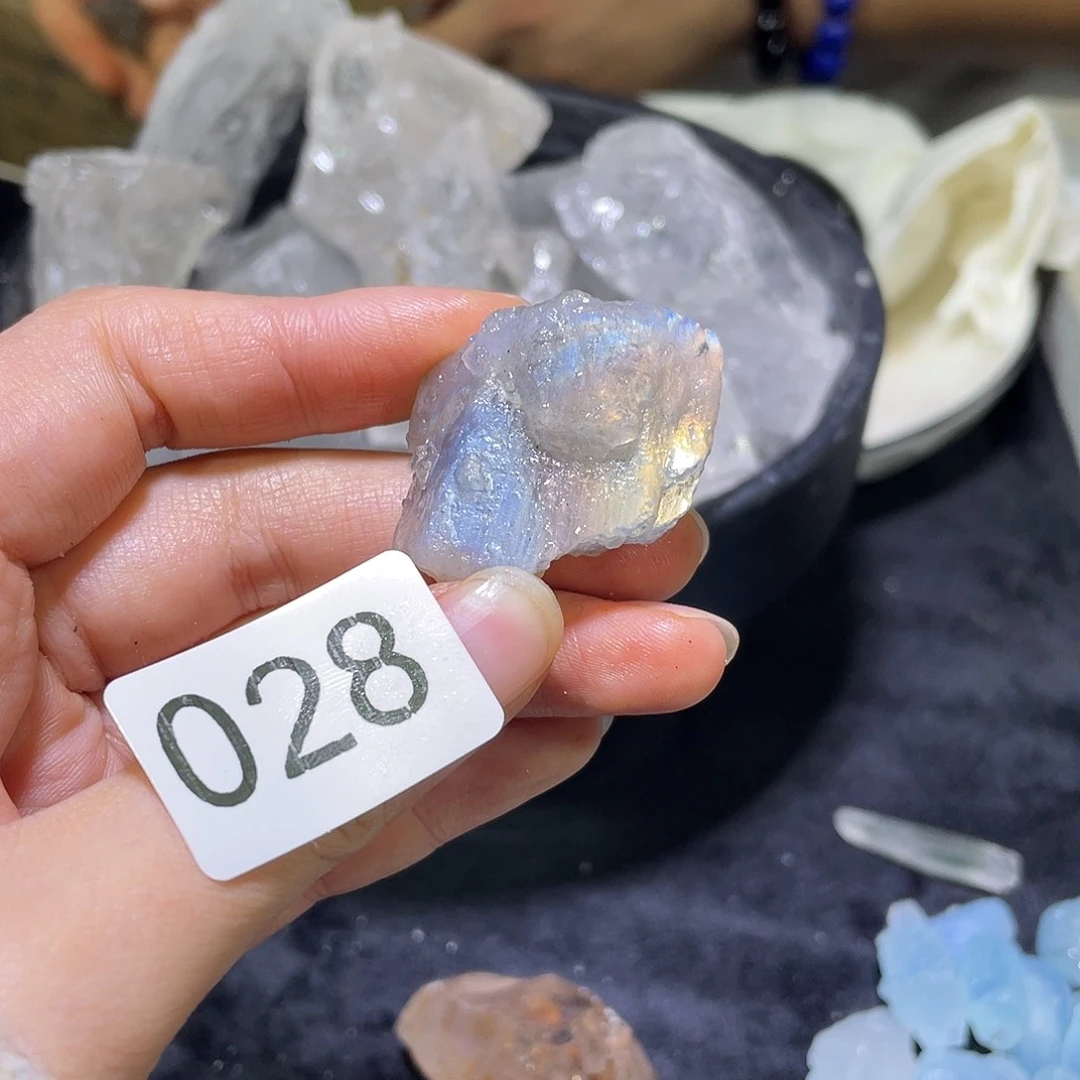 未镶嵌水晶珠宝半成品