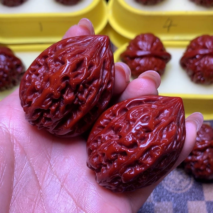 文玩核桃吊坠?鸡心39