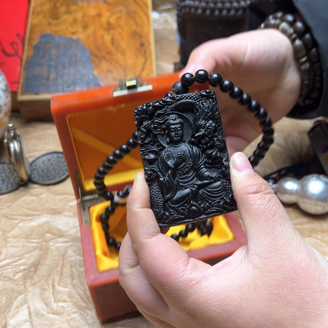 大叶紫檀（黑酸枝木类）