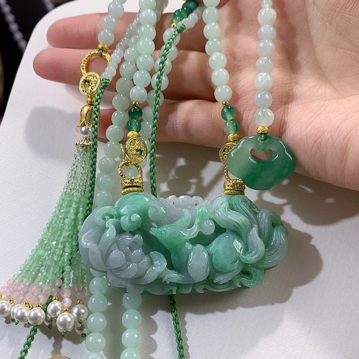 翡翠未镶嵌颈饰翡翠吊坠
