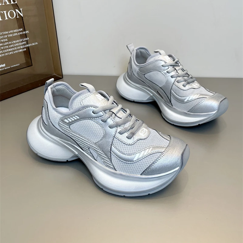 2025厚底街头时尚银色老爹鞋女显脚小白经典透气欧若风阿甘休闲鞋