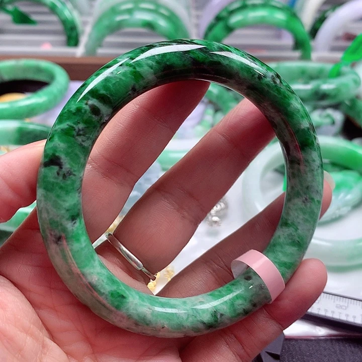 未镶嵌手镯翡翠翡翠