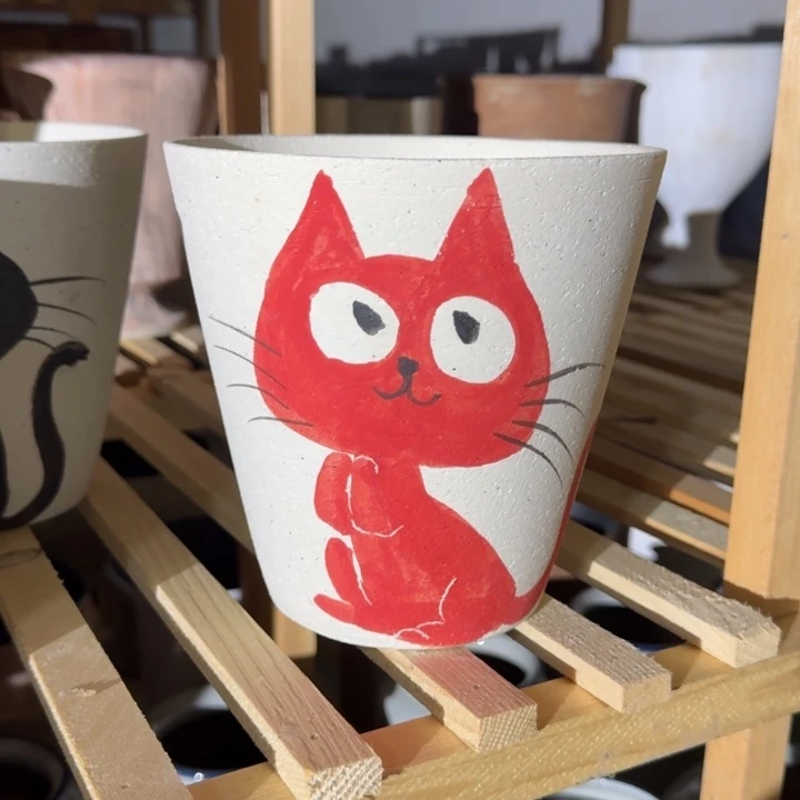 手绘小咪花盆景德镇