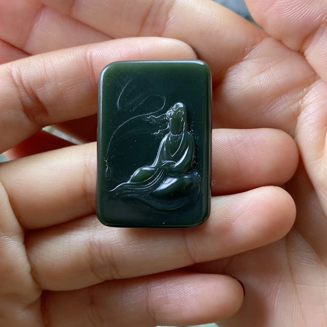 未镶嵌和田玉挂件