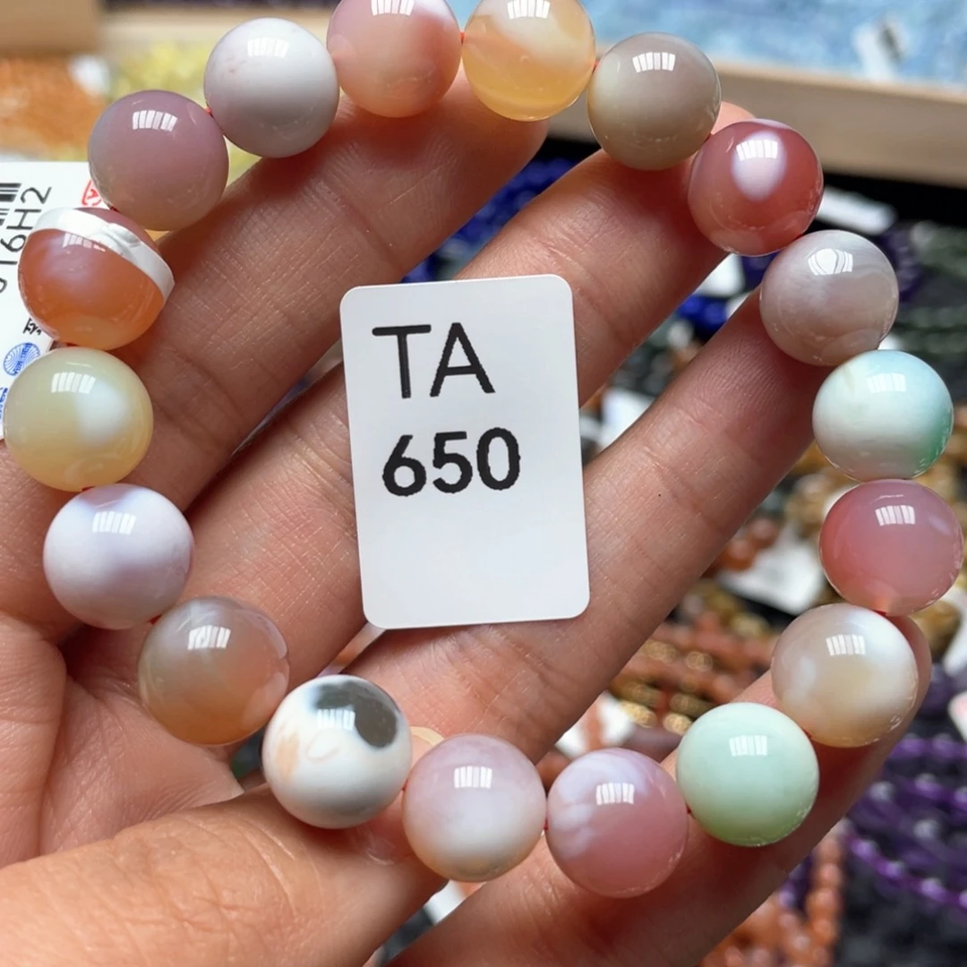 水晶多样性发一只未镶嵌