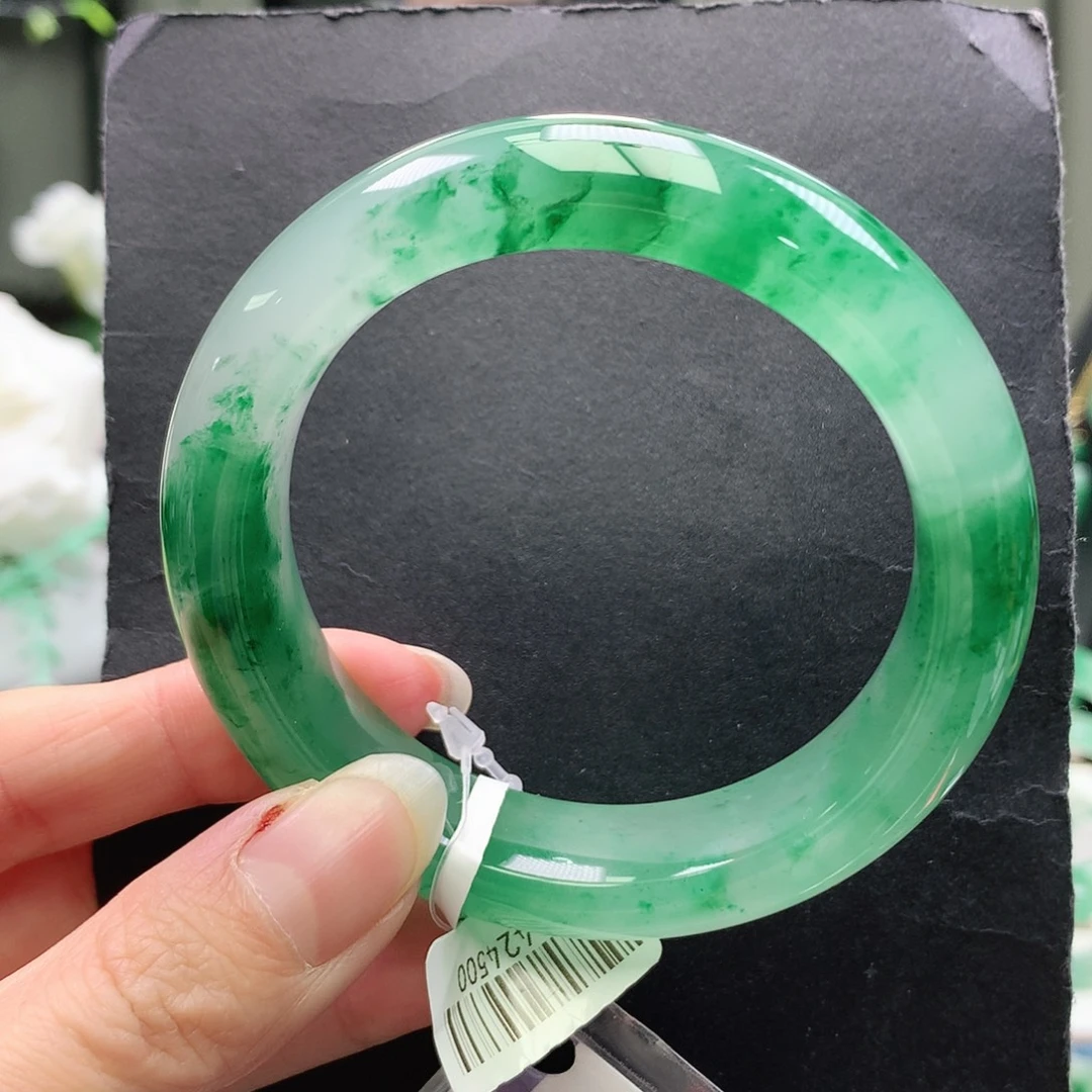 石英质玉未镶嵌手镯