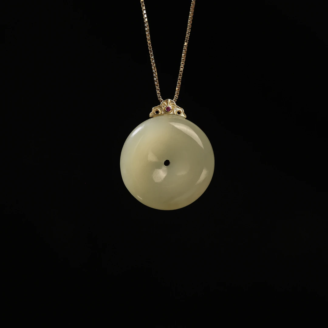 【玉福珠宝】s925银和田玉晴水青海料平安扣吊坠-D8901-华